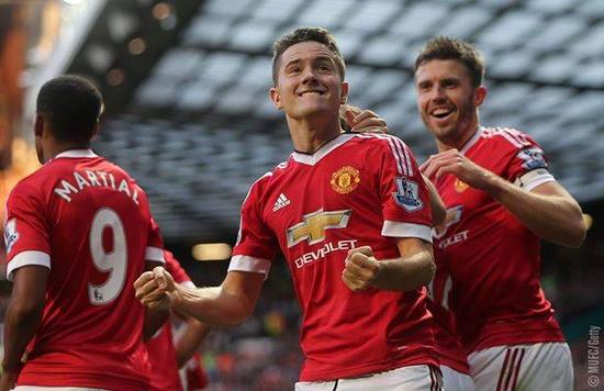 在他们的场 在他们的场